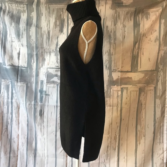 Black Sleeveless Turtle Neck sweater Dress - Picture 3 of 8